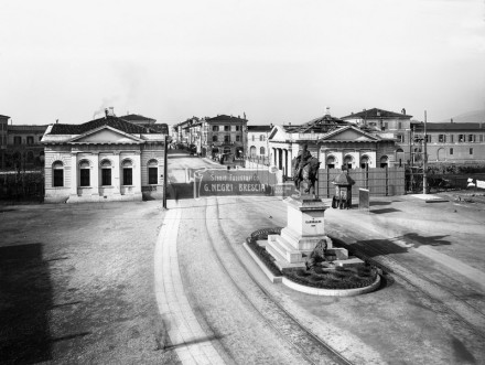 Piazza Garibaldi Brescia - 1929